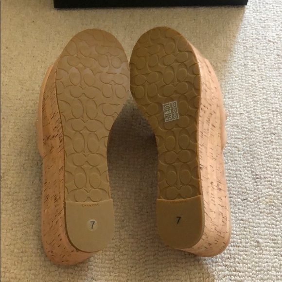 Coach Wendie Wedge Platform Beige size 7 - Picture 4 of 5